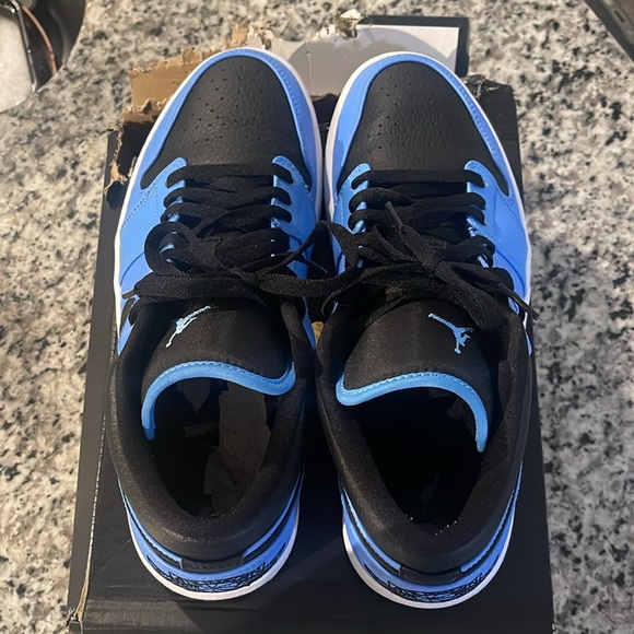 Air jordan 1 lows BABY BLUE - Picture 4 of 5